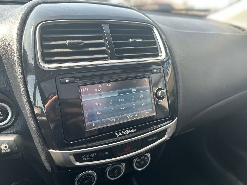 Used 2015 Mitsubishi Outlander Sport SE image 12