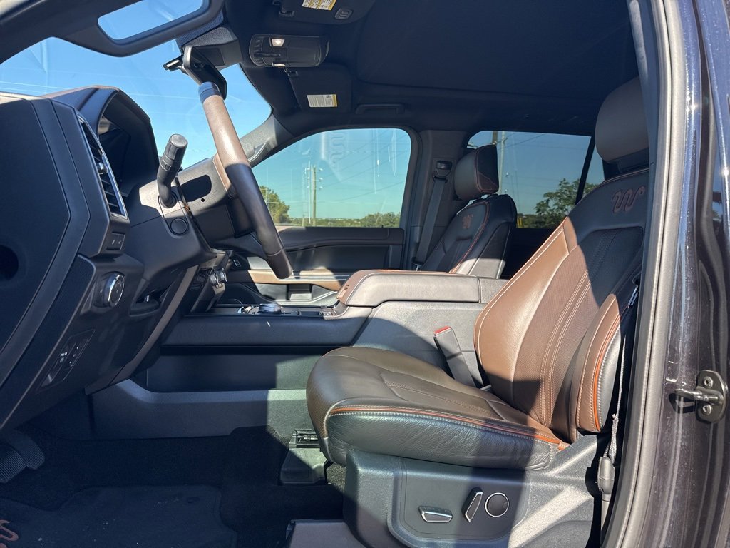 Used 2021 Ford Expedition King Ranch image 9
