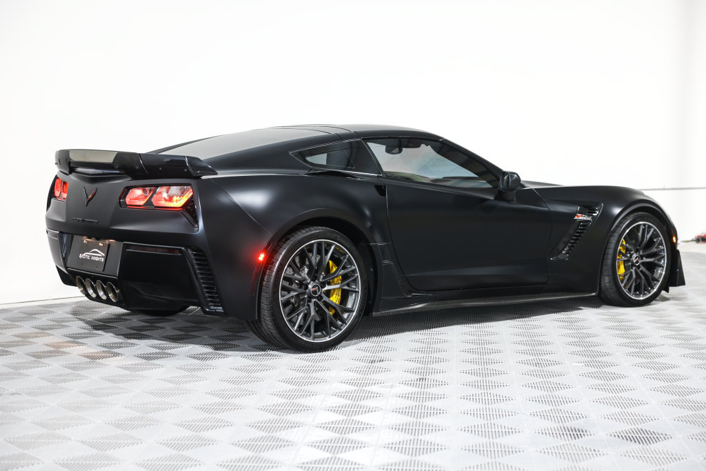 Used 2016 Chevrolet Corvette Z06 w/ 3LZ Preferred Equipment Group RWD image 10