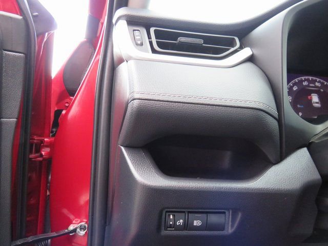 Certified 2024 Toyota RAV4 LE image 31