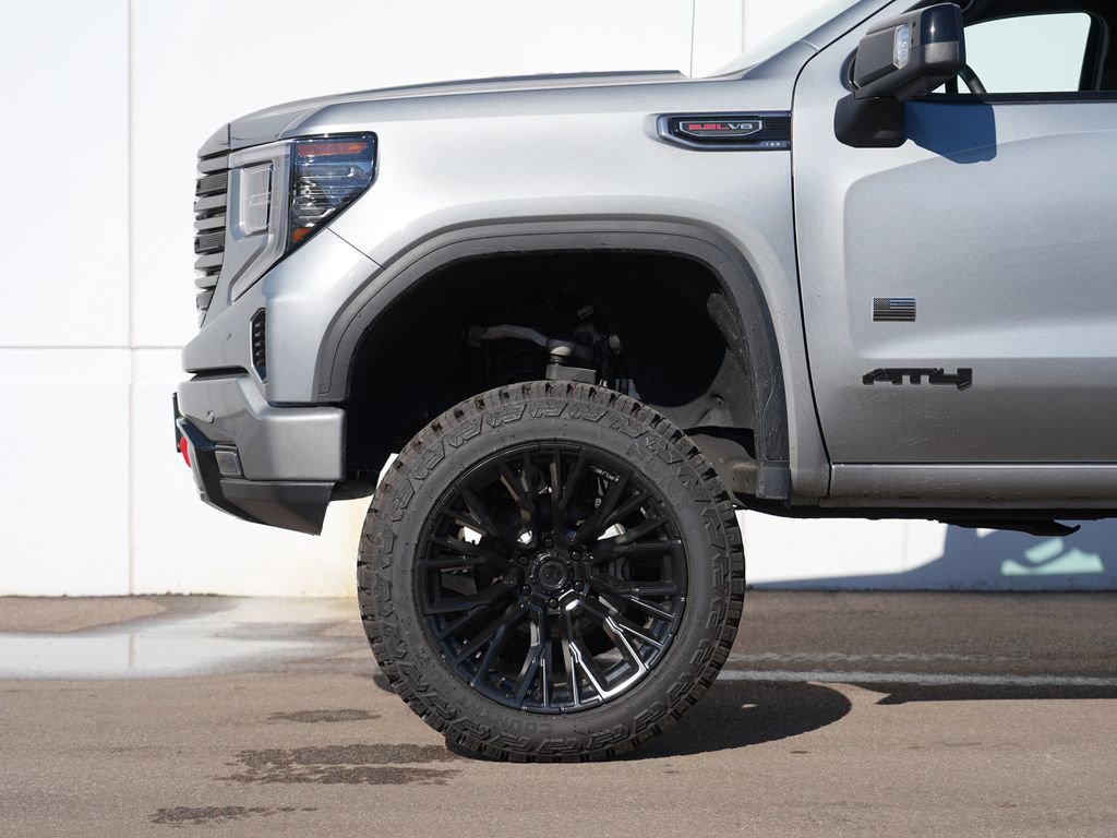 Used 2024 GMC Sierra 1500 AT4 w/ AT4 Premium Package image 13