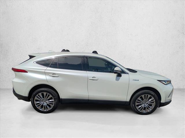 Used 2021 Toyota Venza XLE w/ Softex Package AWD/4WD image 4