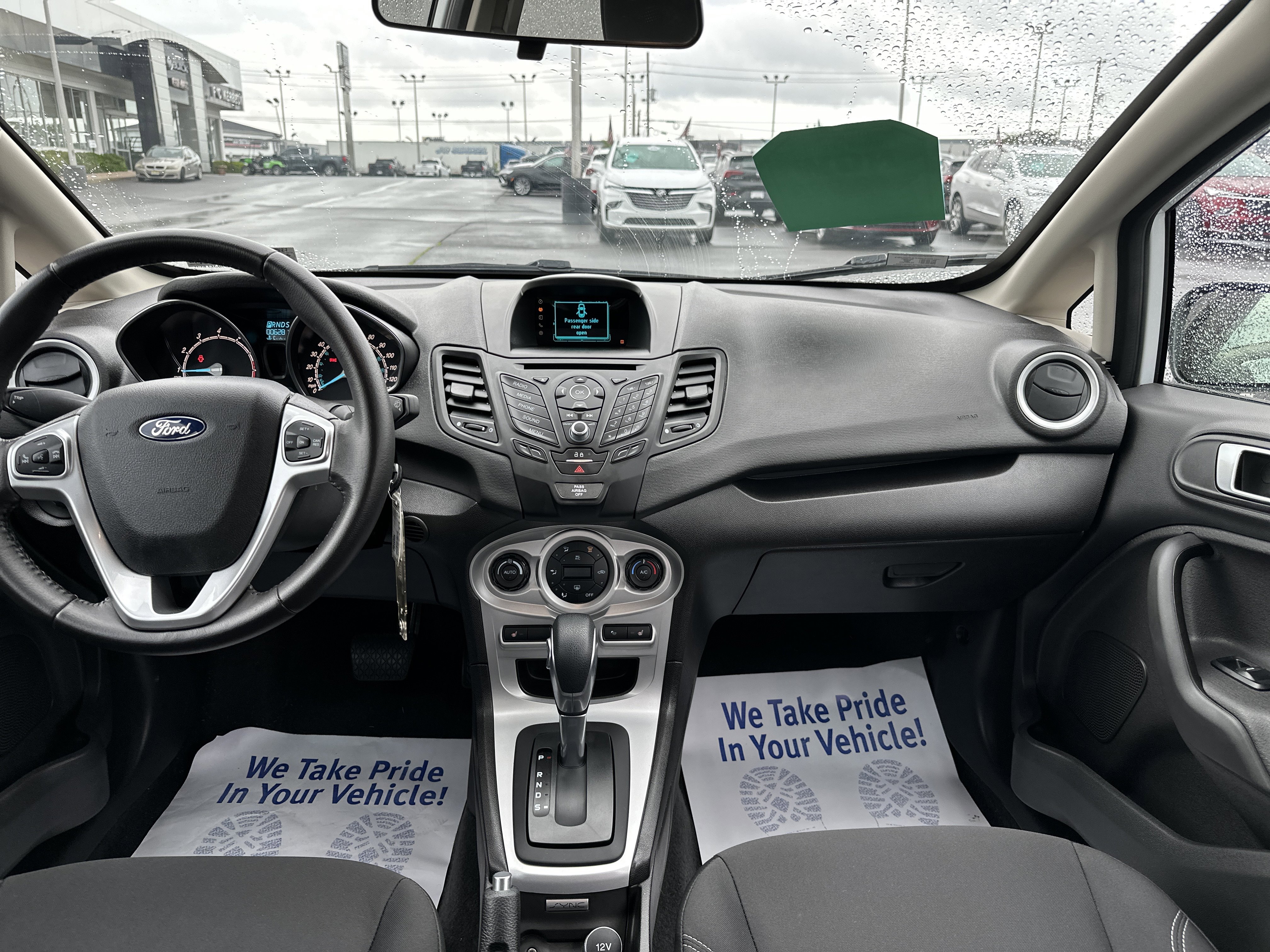 Used 2016 Ford Fiesta SE w/ Cold Weather Package FWD image 24