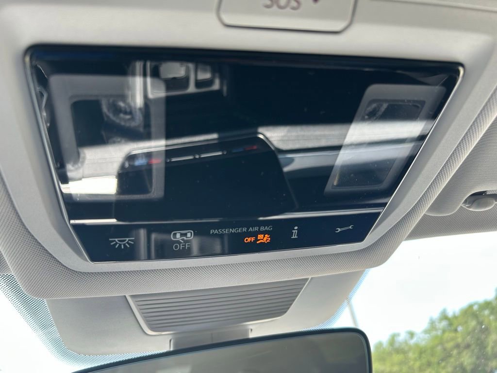 Used 2025 Volkswagen Tiguan S image 57