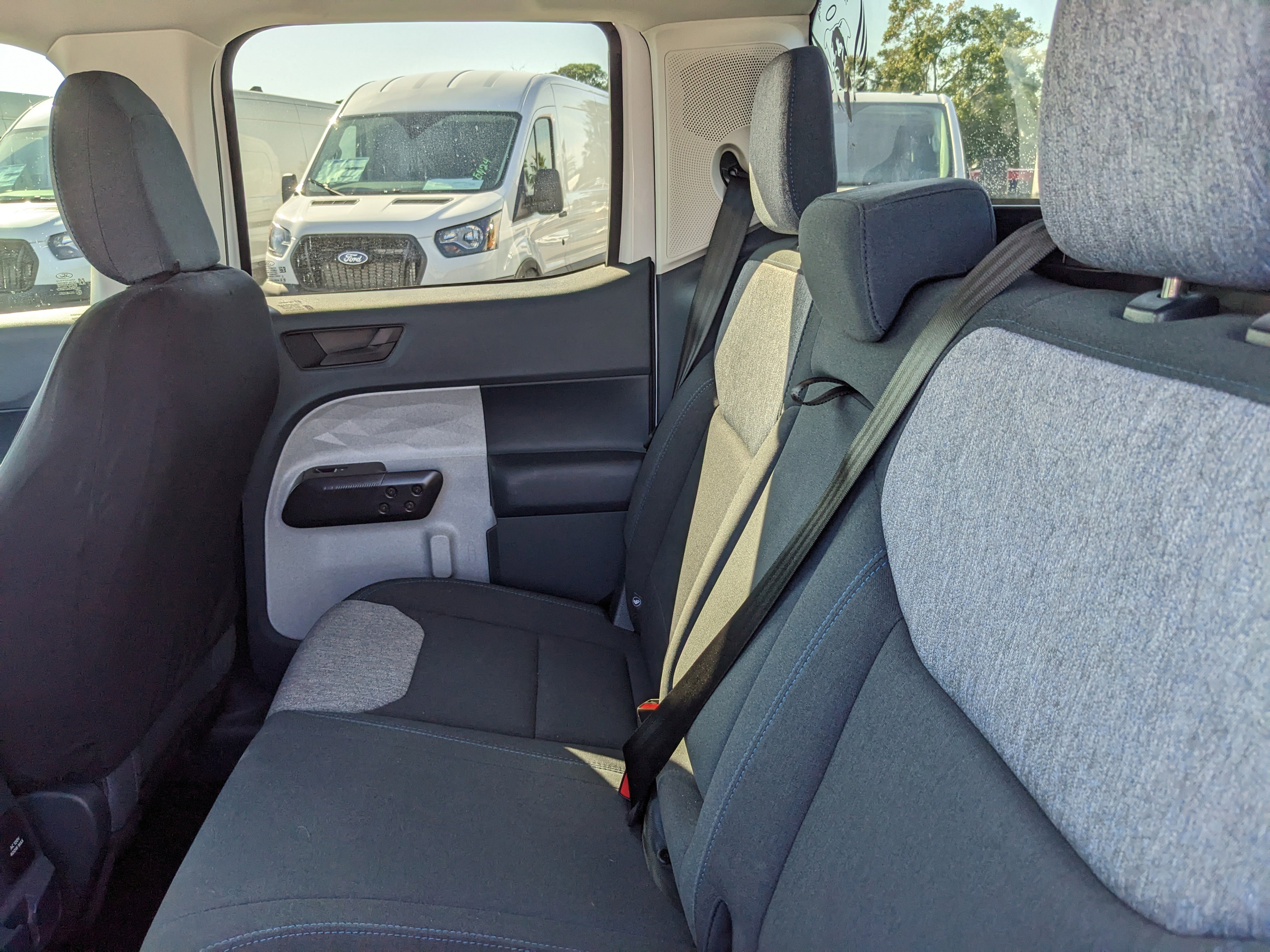 Certified 2025 Ford Maverick XLT w/ XLT Luxury Package image 15