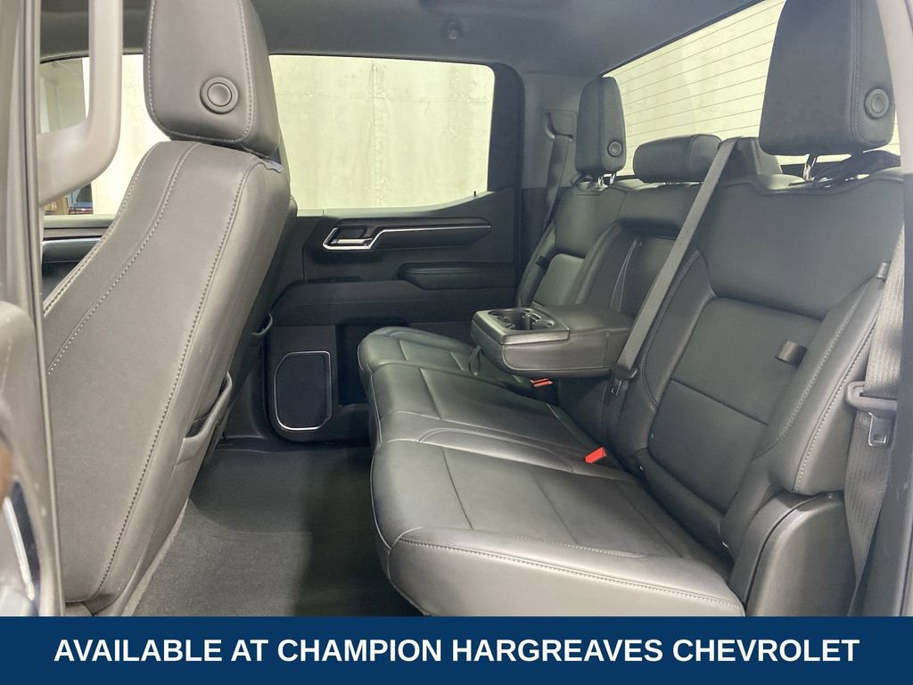 Used 2025 GMC Sierra 1500 SLT image 33