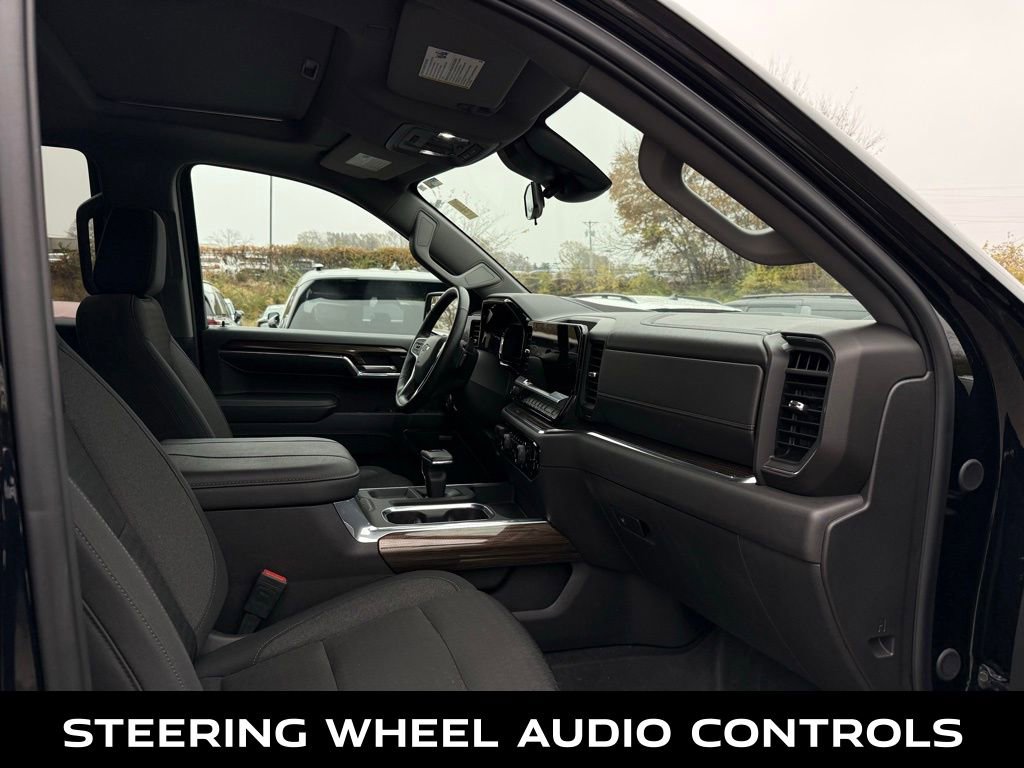 Used 2024 Chevrolet Silverado 1500 LT Trail Boss w/ Convenience Package II image 18