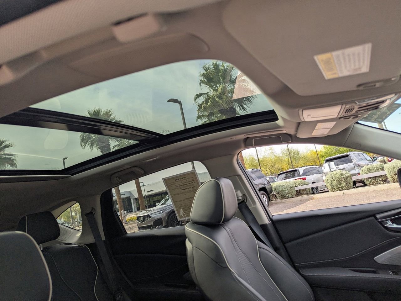 Certified 2025 Acura RDX SH-AWD w/ Advance Package image 11