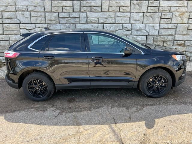 Used 2024 Ford Edge SEL w/ Convenience Package image 6