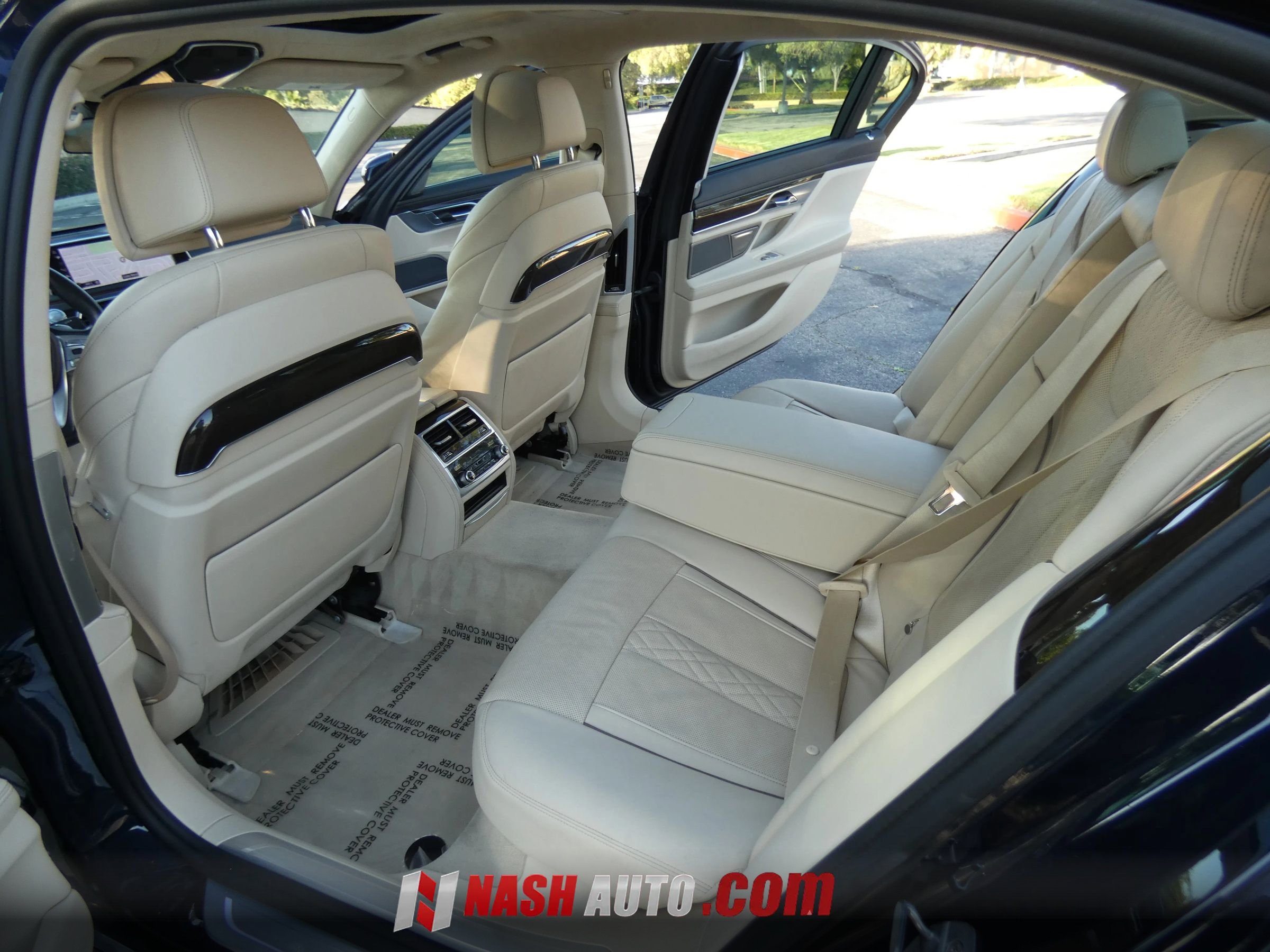 Used 2016 BMW 750i xDrive AWD/4WD image 51