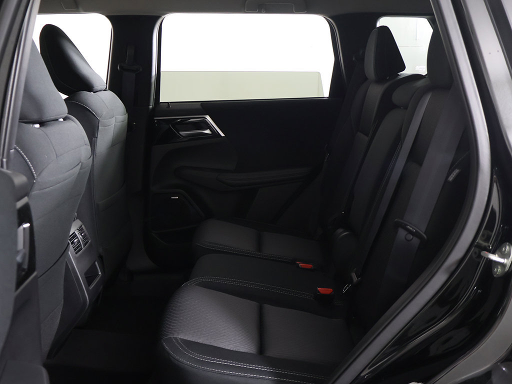 New 2026 Mitsubishi Outlander ES AWD/4WD image 30