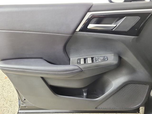 Used 2024 Mitsubishi Outlander SE image 22