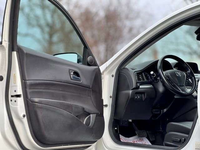 Used 2019 Acura ILX image 9