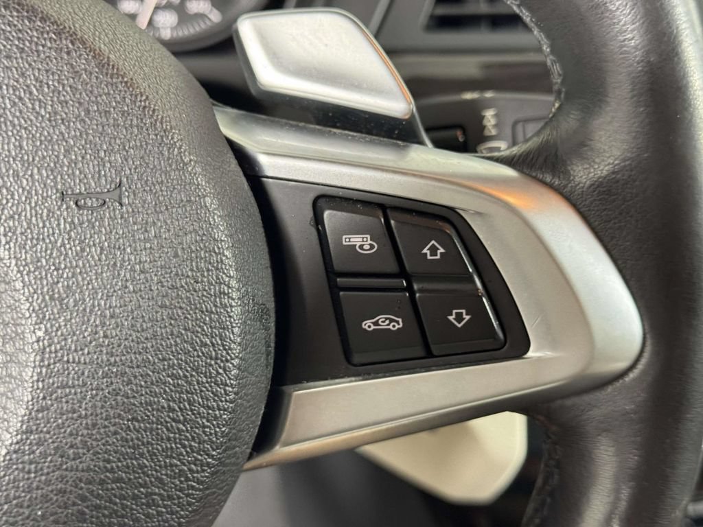 Used 2009 BMW Z4 sDrive30i RWD image 23