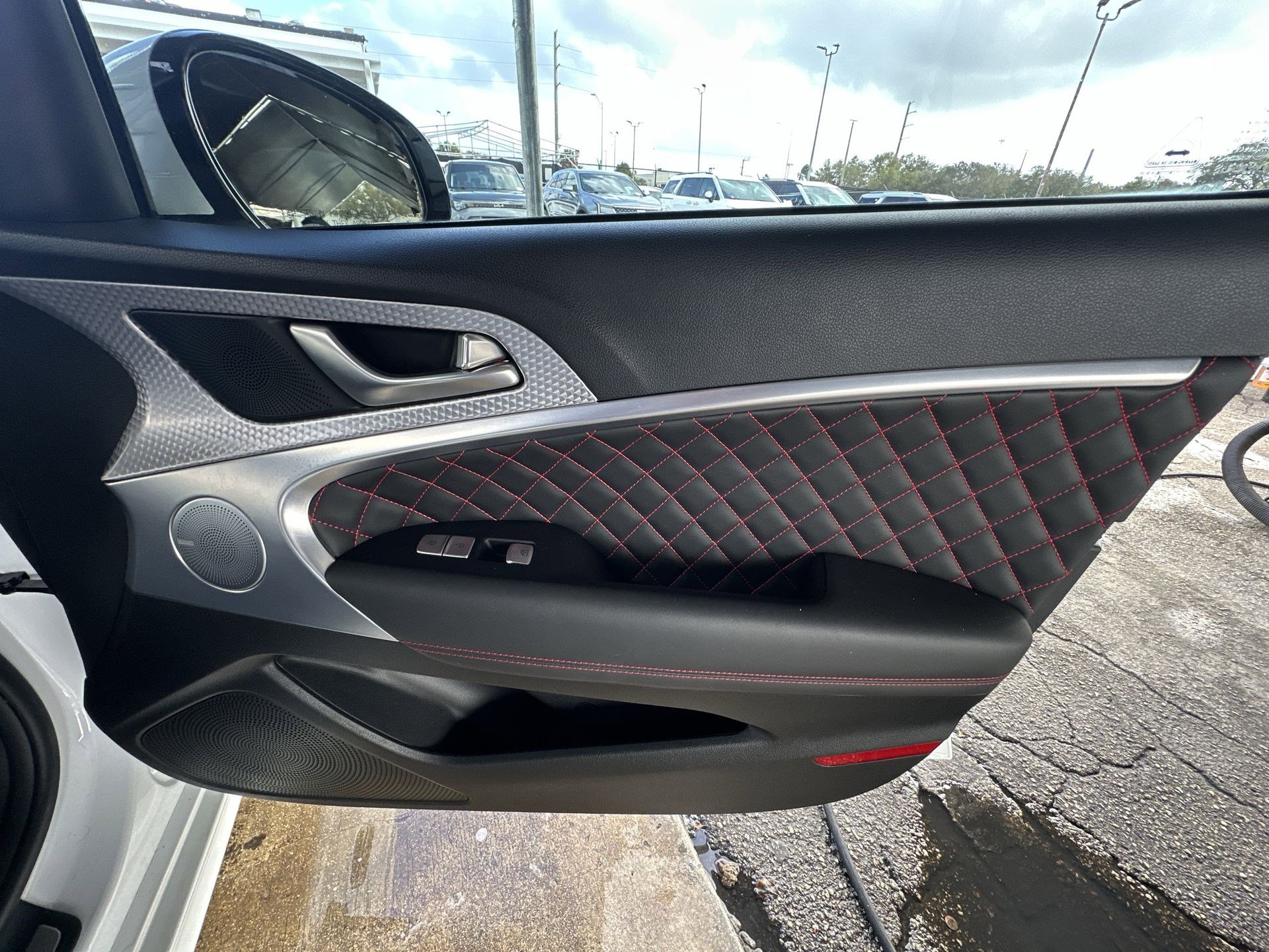 Used 2023 Genesis G70 3.3T w/ Sport Prestige Package image 31