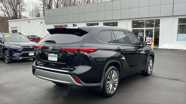 Certified 2021 Toyota Highlander Platinum AWD/4WD image 6