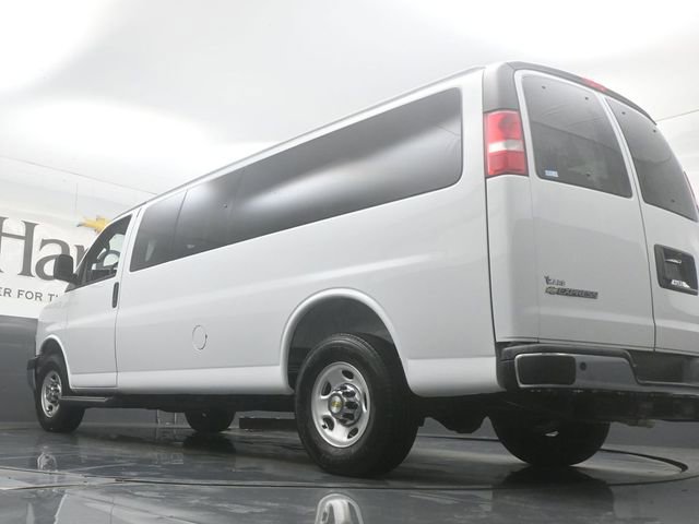 New 2025 Chevrolet Express 3500 LT w/ LT Preferred Equipment Group RWD image 5