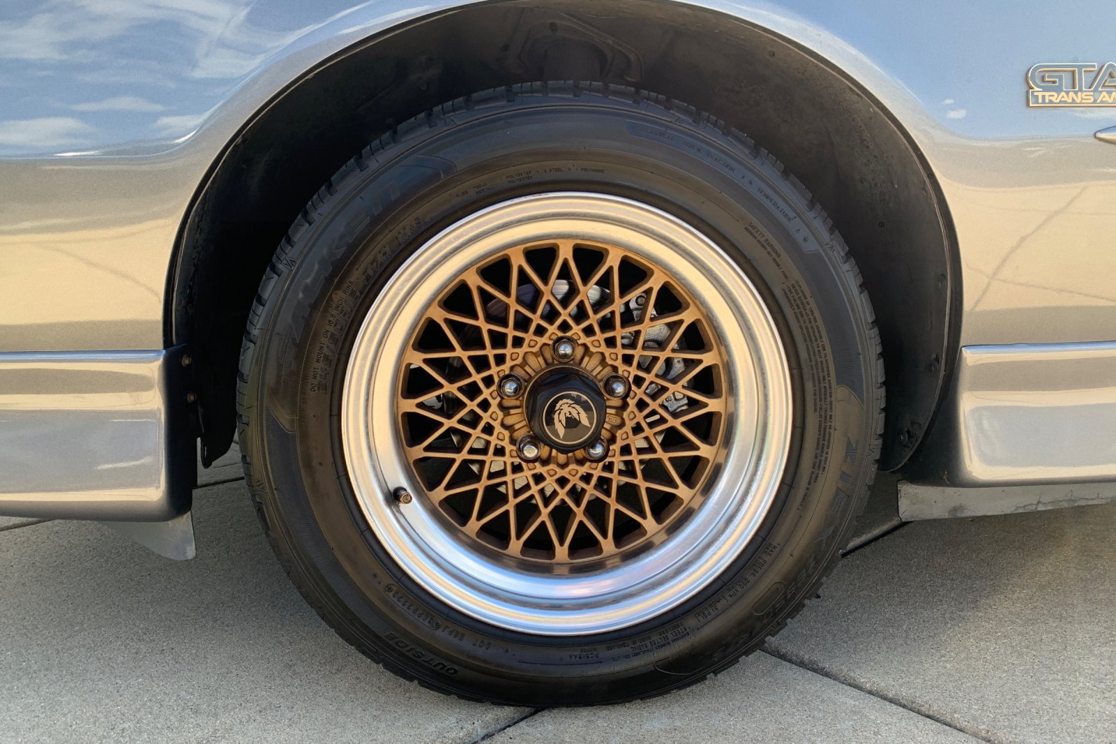 Used 1987 Pontiac Firebird Trans Am RWD image 9