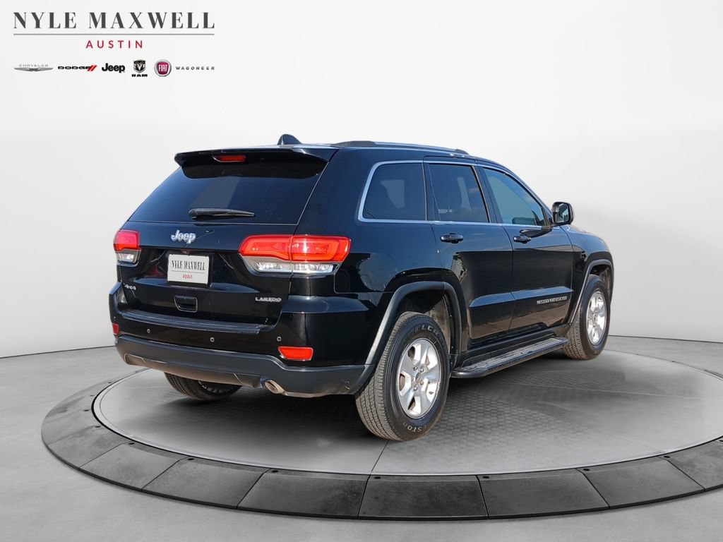 Used 2017 Jeep Grand Cherokee Laredo w/ Quick Order Package 23E AWD/4WD image 16