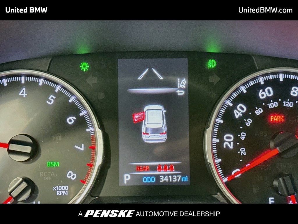 Used 2022 Toyota RAV4 XLE Premium AWD/4WD image 14
