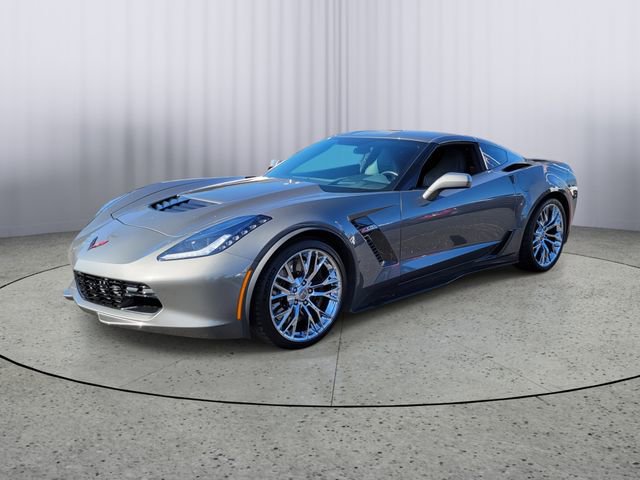 Used 2015 Chevrolet Corvette Z06 w/ 3LZ Preferred Equipment Group image 5