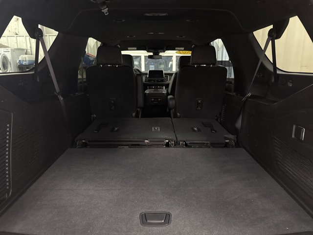 Used 2021 Chevrolet Suburban Z71 image 30