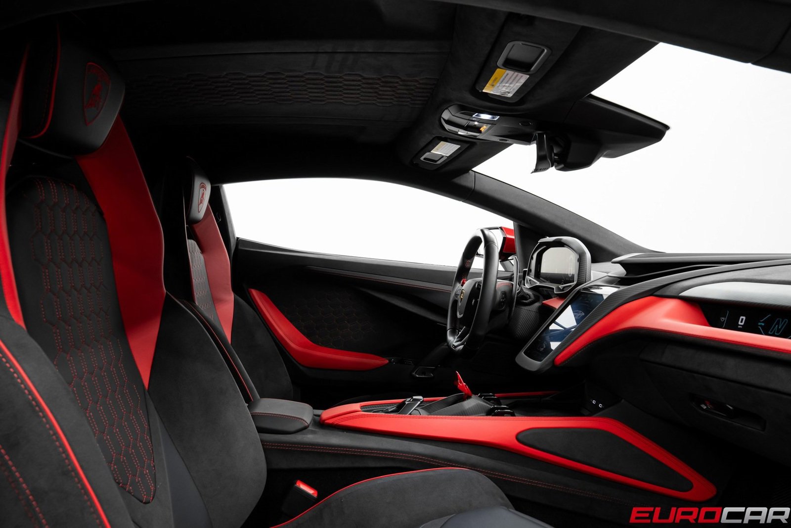 Used 2025 Lamborghini Revuelto image 40