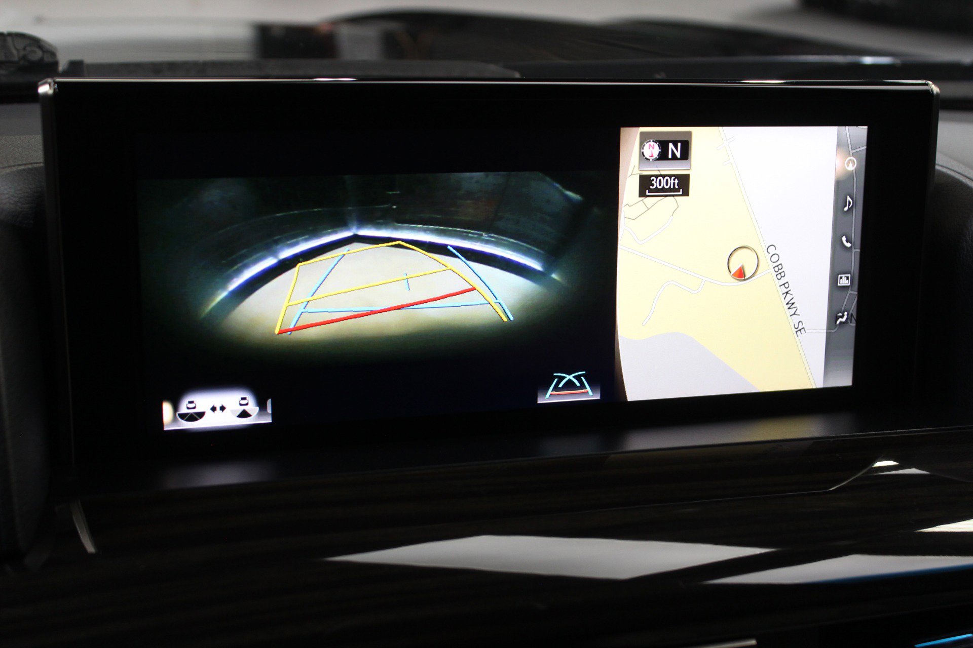 Used 2019 Lexus LX 570 Three-Row Inspiration Series w w/ Inspiration Series image 61