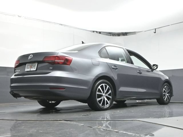 Used 2018 Volkswagen Jetta SE FWD image 35