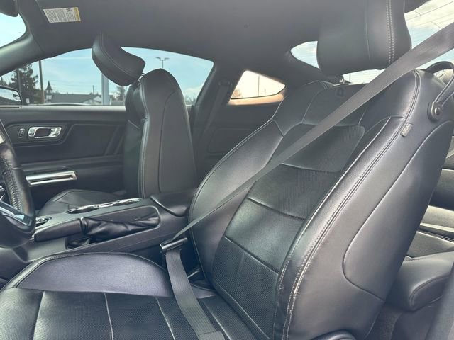 Used 2015 Ford Mustang Premium RWD image 10
