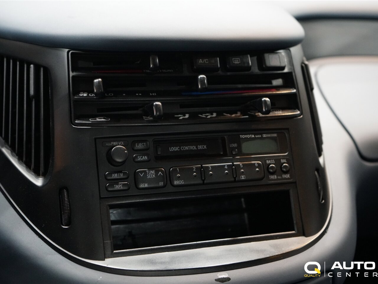 Used 1992 Toyota Previa LE RWD image 13