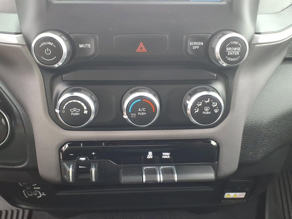 Used 2023 RAM 2500 Big Horn w/ Level 1 Equipment Group AWD/4WD image 7