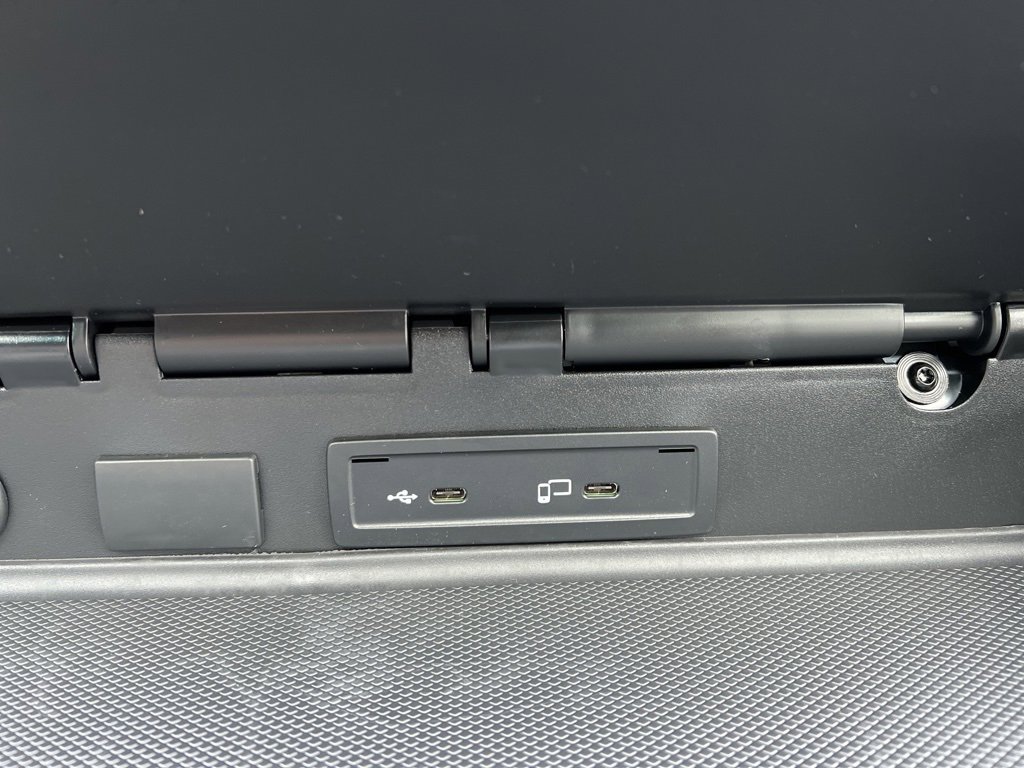 Used 2024 Mercedes-Benz Sprinter 144 Cargo image 31