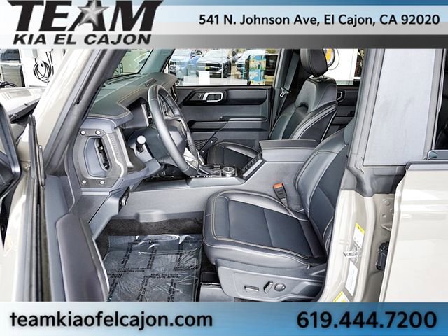 Used 2025 Ford Bronco Badlands AWD/4WD image 16