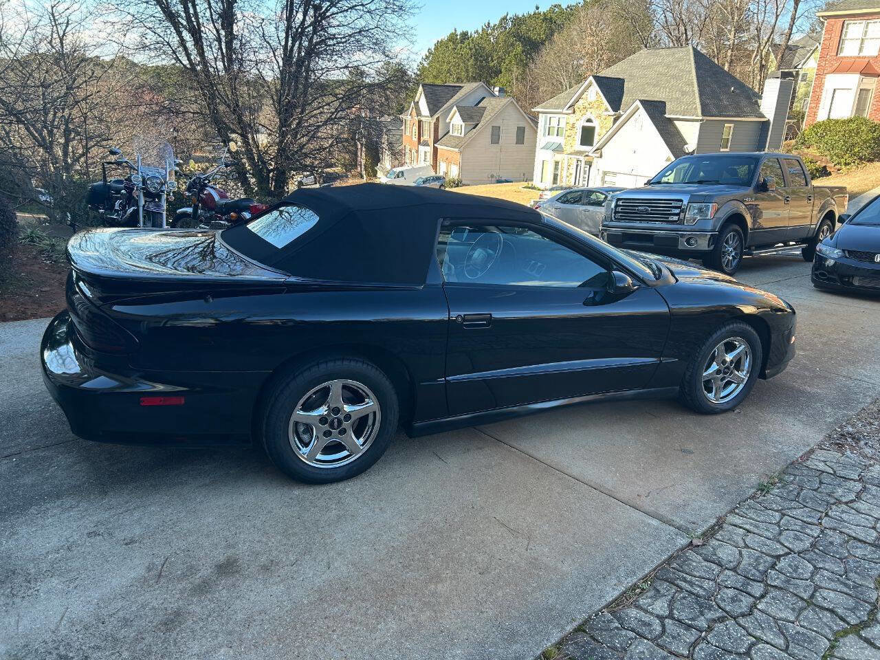 Used 1997 Pontiac Firebird Trans Am w/ Ram Air Performance Pkg image 5
