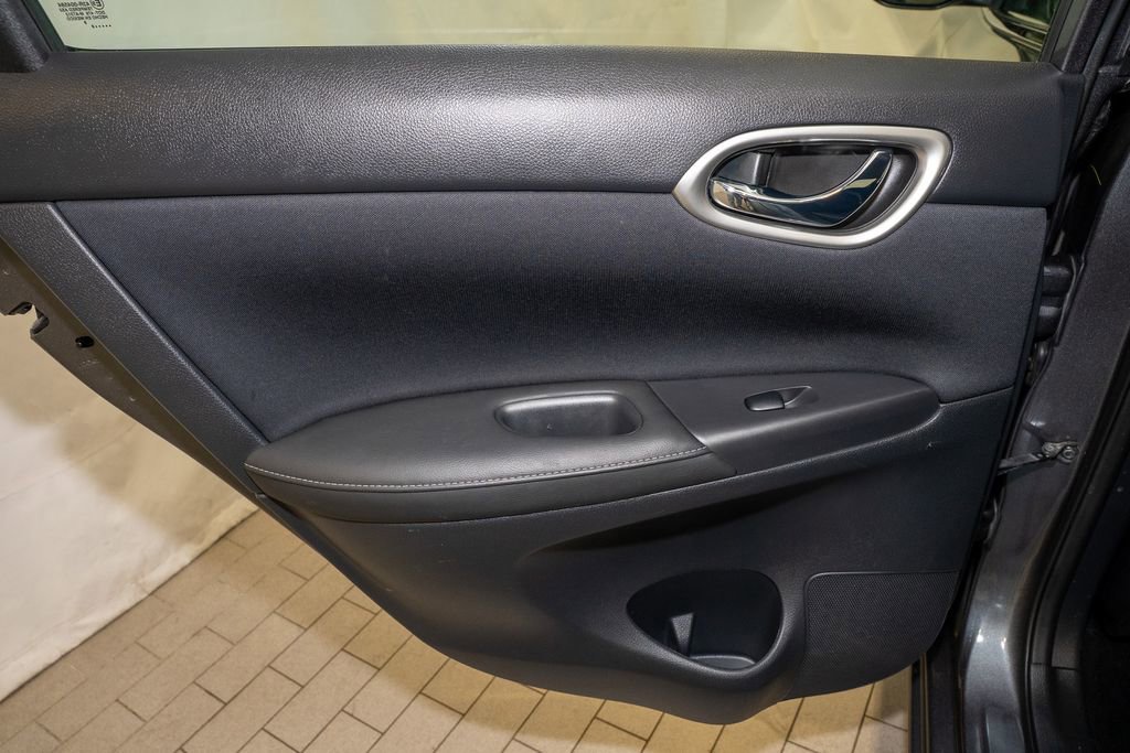 Certified 2018 Nissan Sentra SV image 9