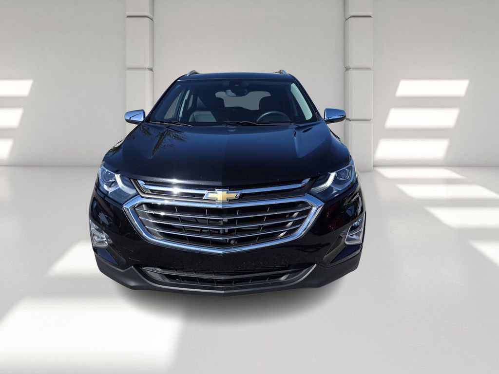 Used 2018 Chevrolet Equinox Premier image 2