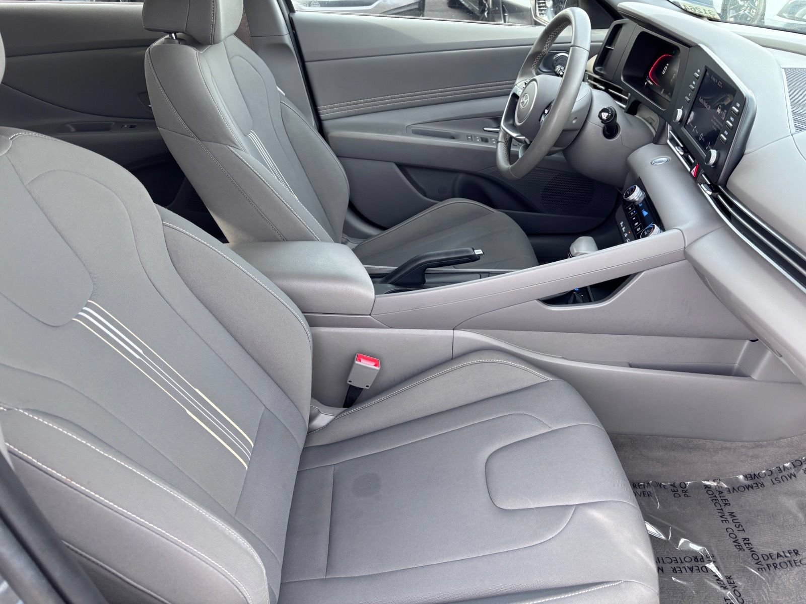 Used 2025 Hyundai Elantra Sport FWD image 14