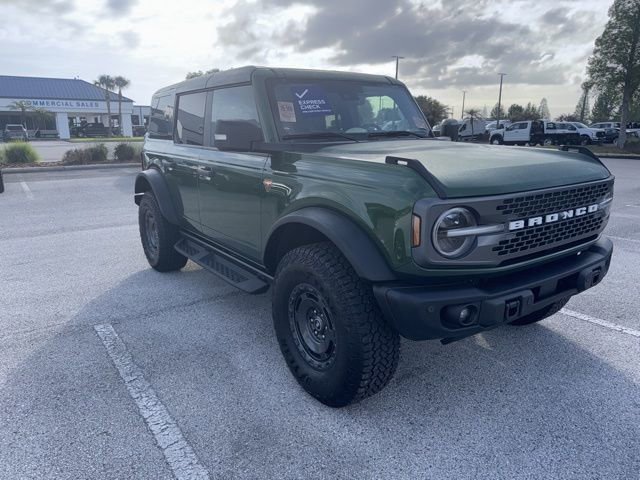 Used 2025 Ford Bronco Badlands image 3