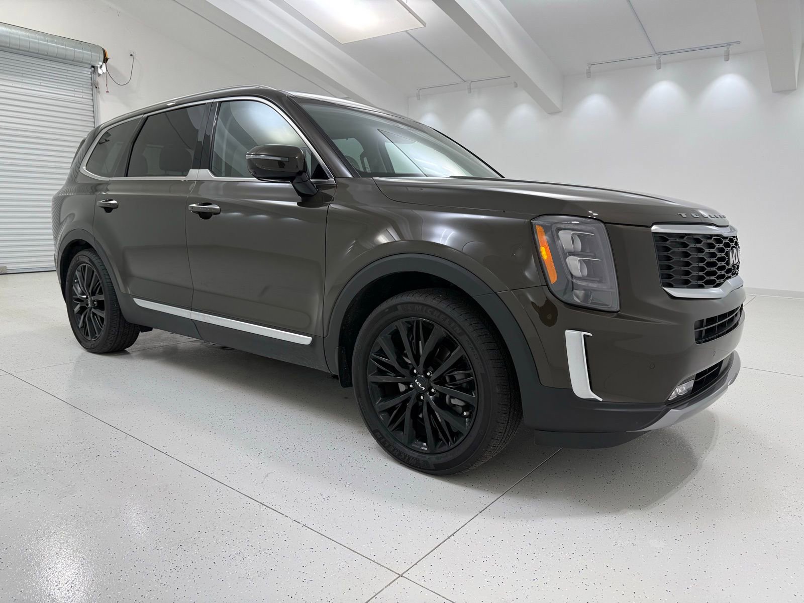 Used 2022 Kia Telluride SX w/ Towing Package image 1