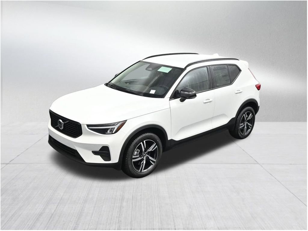 New 2026 Volvo XC40 B4 Core FWD image 13