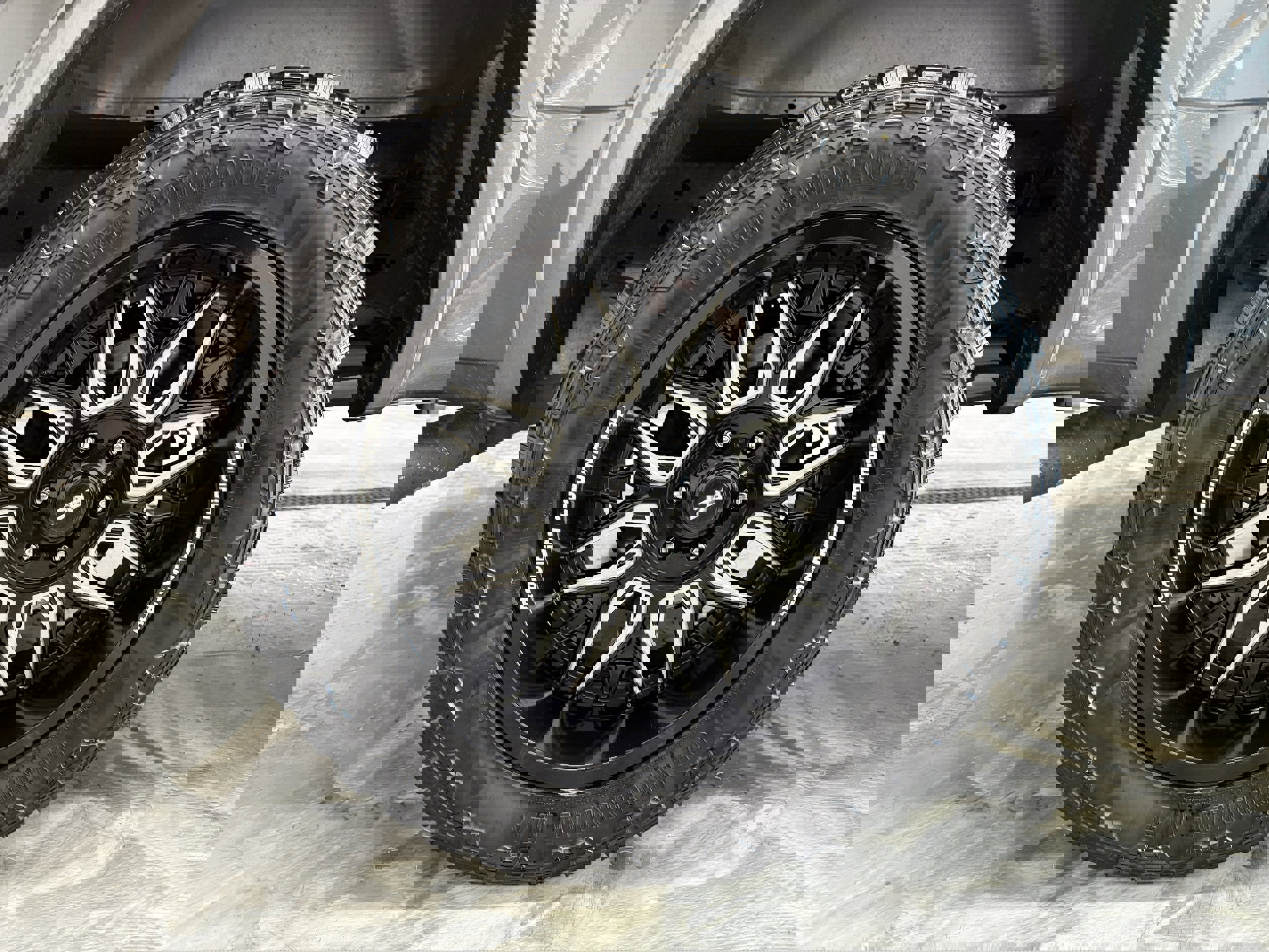 Used 2016 Ford F150 Lariat w/ Equipment Group 502A Luxury image 27