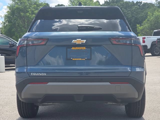 Used 2026 Chevrolet Equinox LT w/ Safety and Technology Package FWD image 14