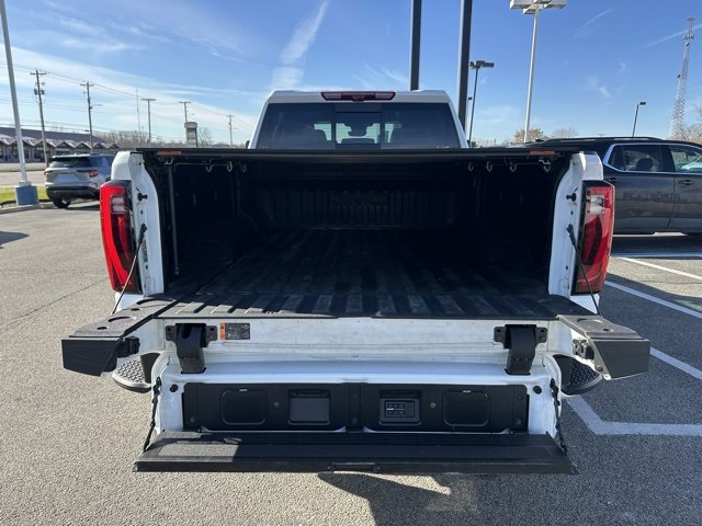 Used 2025 GMC Sierra 3500 Denali Ultimate image 19