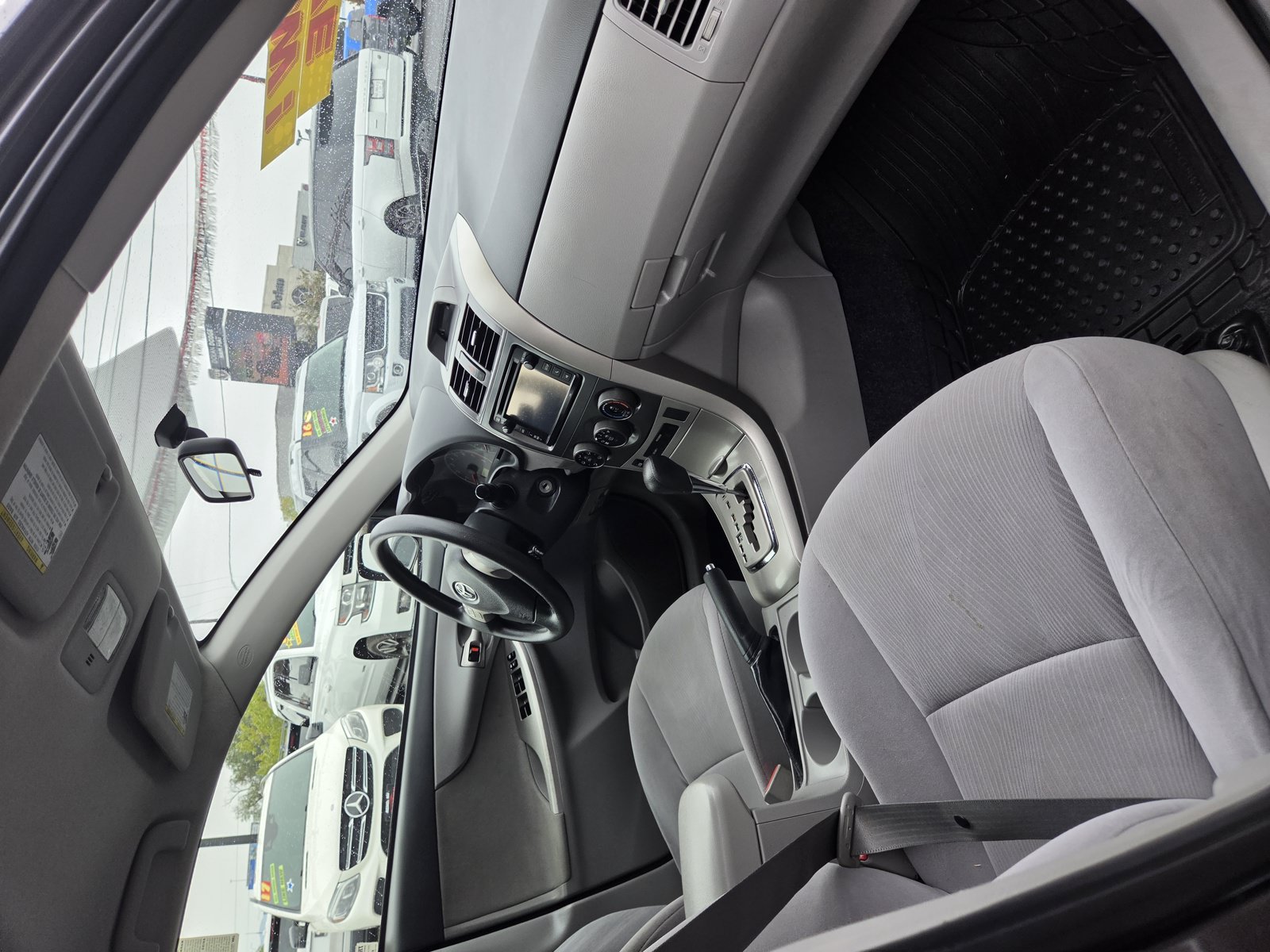 Used 2013 Toyota Corolla LE FWD image 10