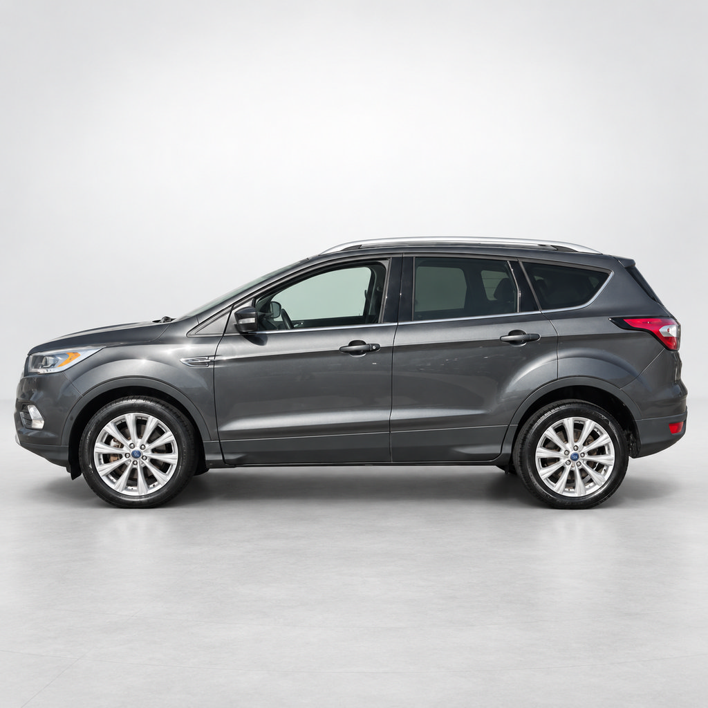 Used 2018 Ford Escape Titanium w/ Ford Safe & Smart Package AWD/4WD image 7