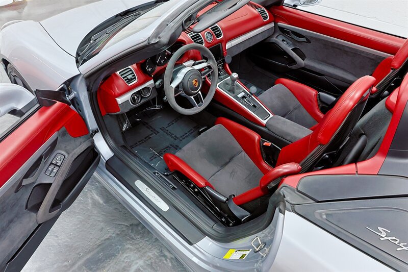 Used 2016 Porsche Boxster Spyder RWD image 71