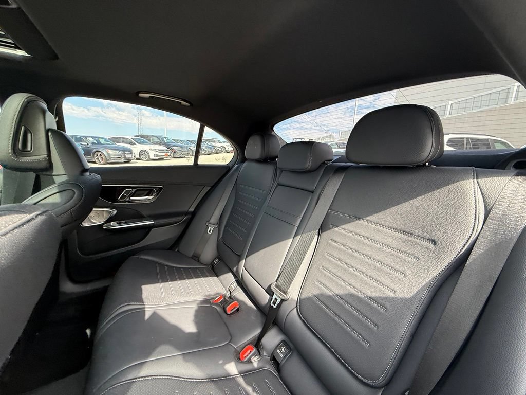 Used 2024 Mercedes-Benz C 300 Sedan image 23