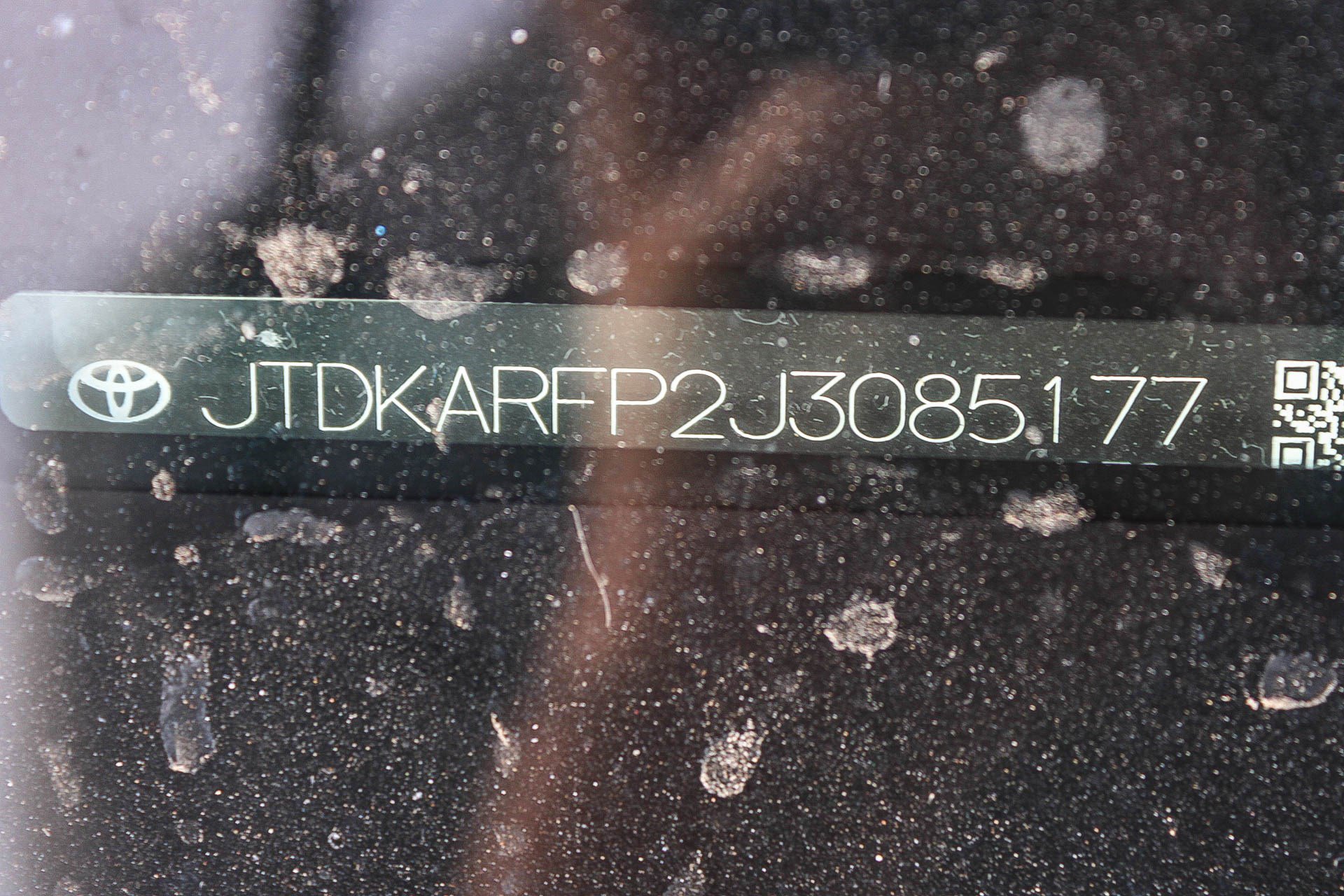 Used 2018 Toyota Prius Prime Premium image 2