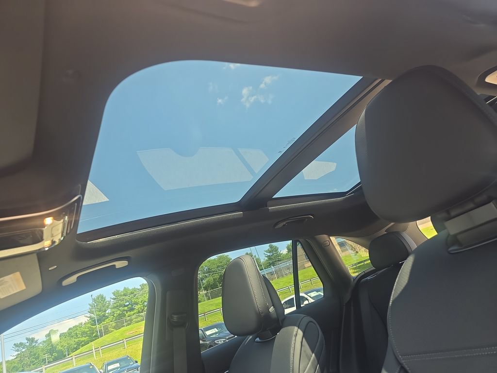 New 2026 Mercedes-Benz GLC 300 4MATIC image 21
